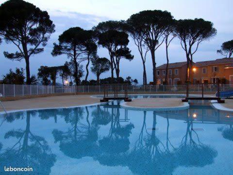 Maison Climatisee Avec Piscine Chauffee Calvisson Eksteriør billede